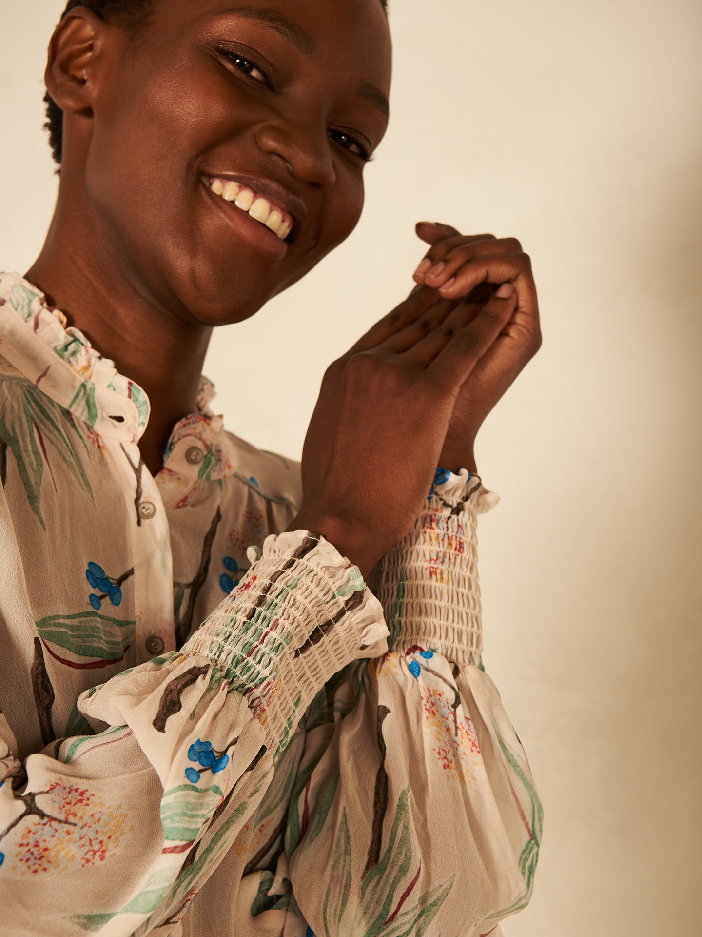Bluse mit Rüschendetail