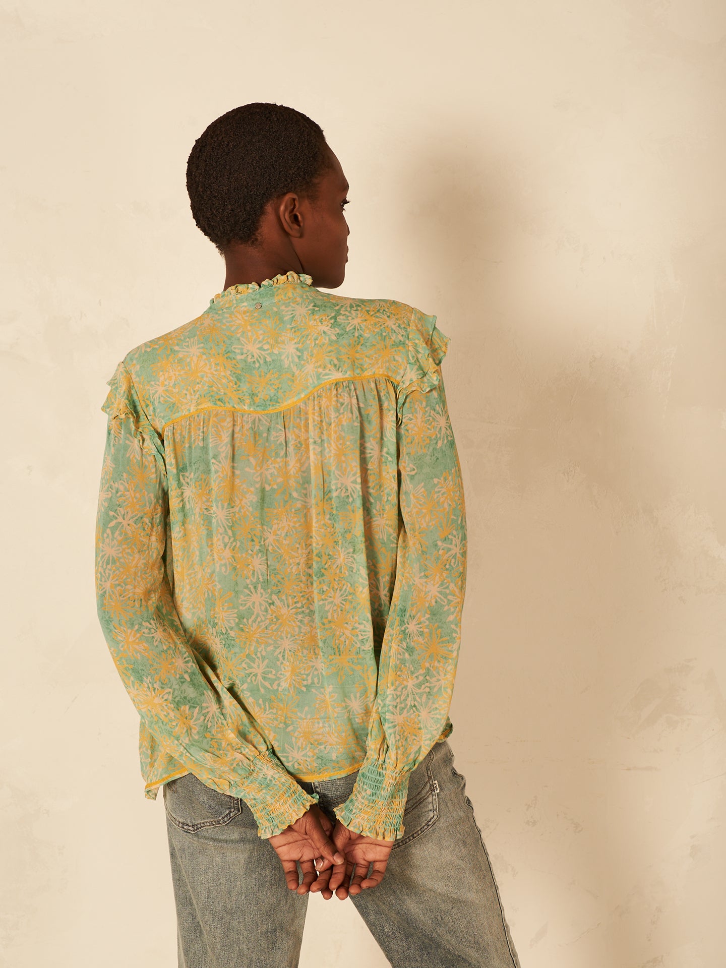 Bluse mit Rüschendetail