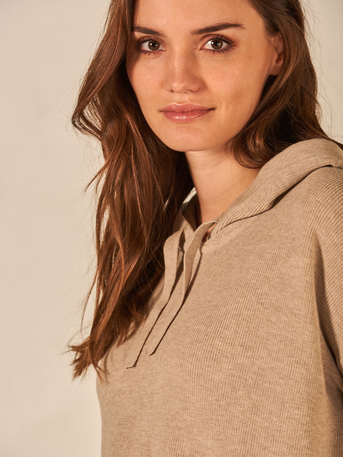 Pullover mit Kapuze