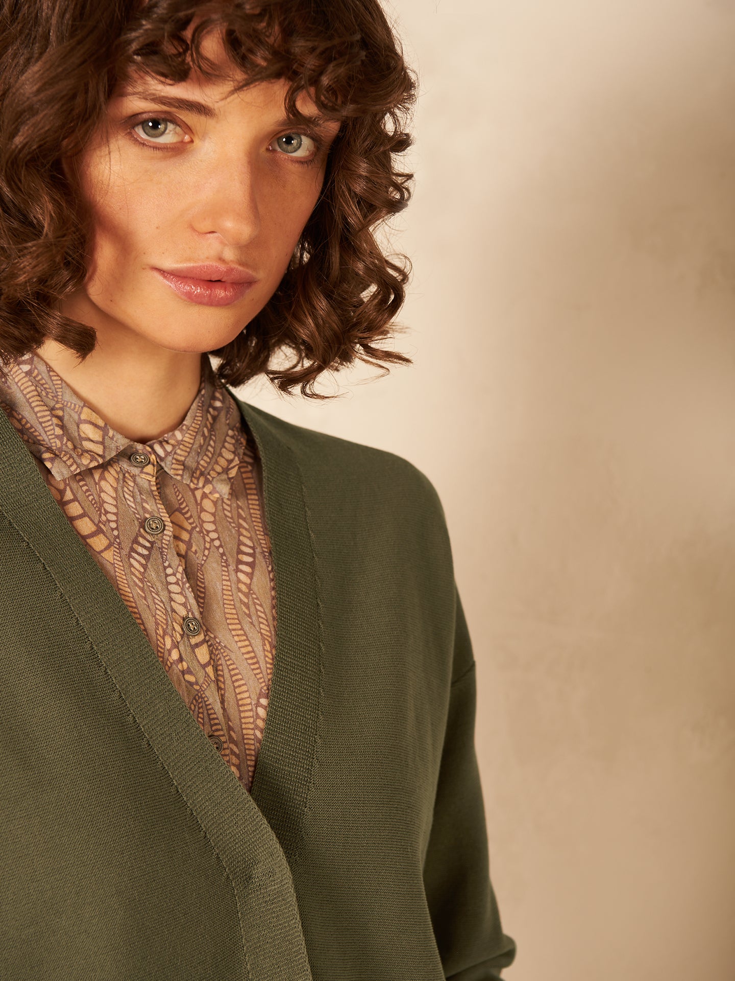 Giacca in maglia con scollo a V