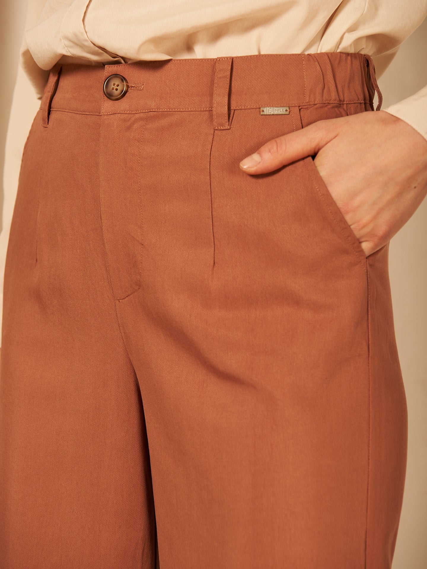Hose Wide