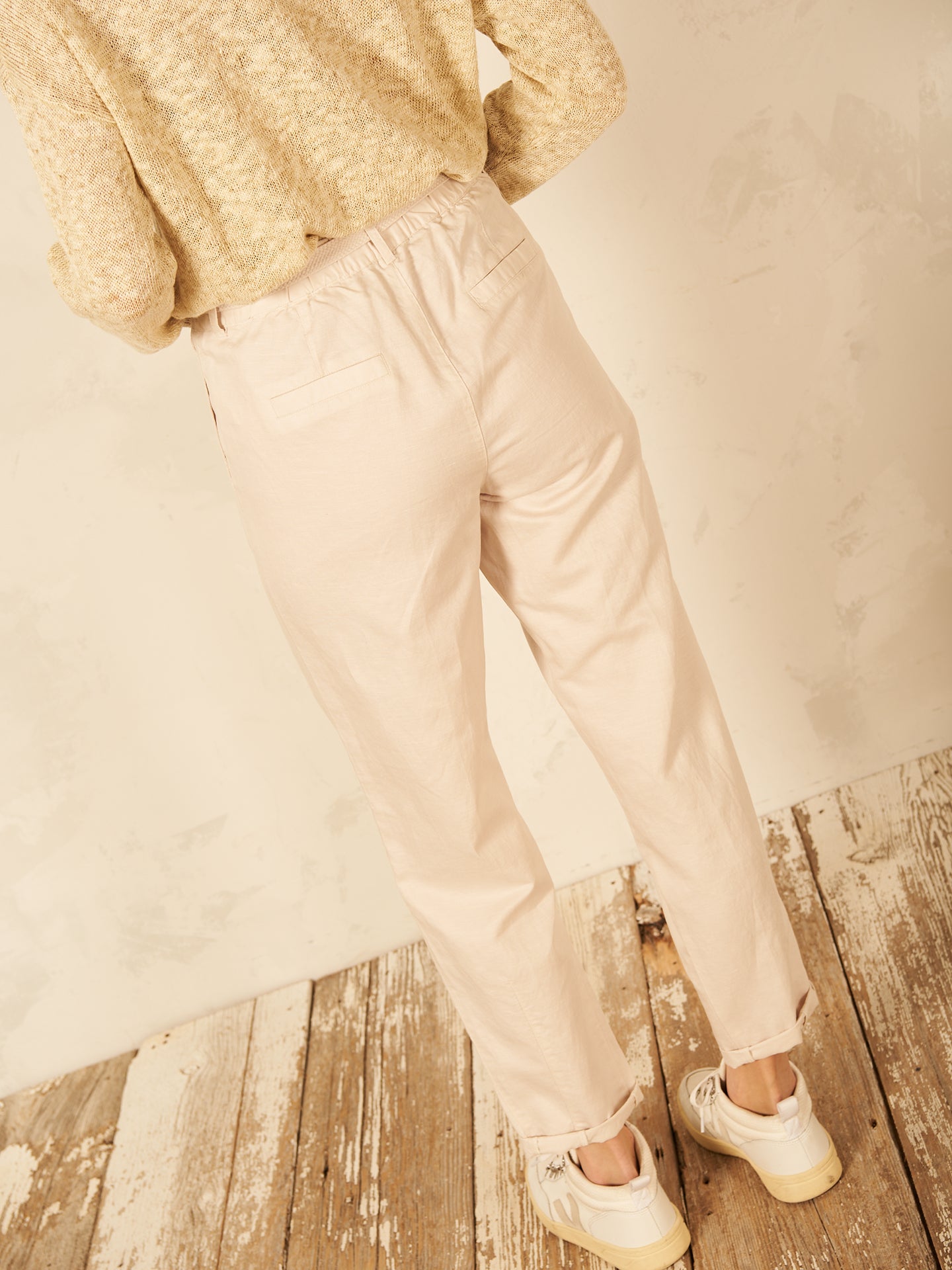 Pantaloni con cintura