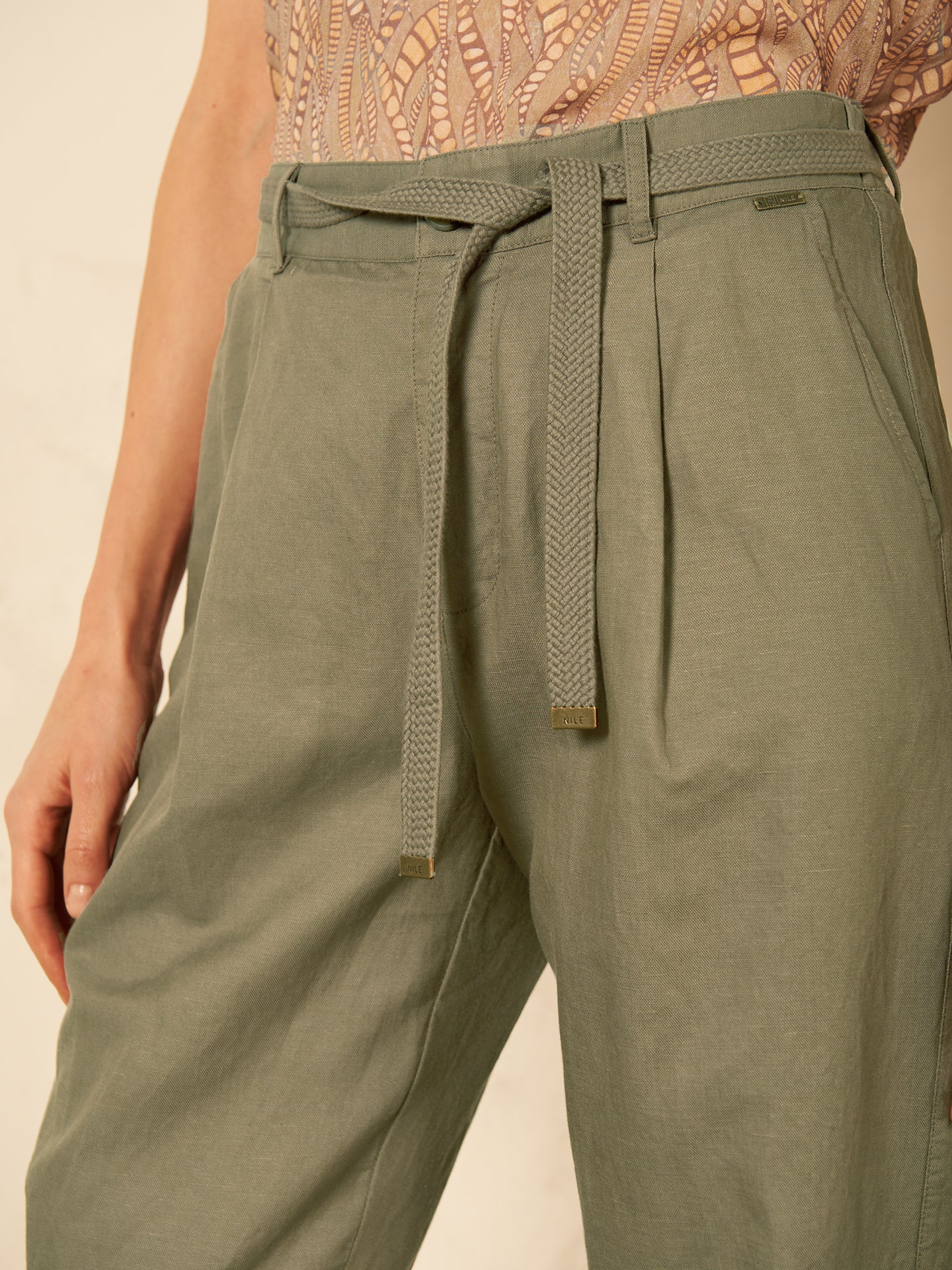 Pantaloni con cintura