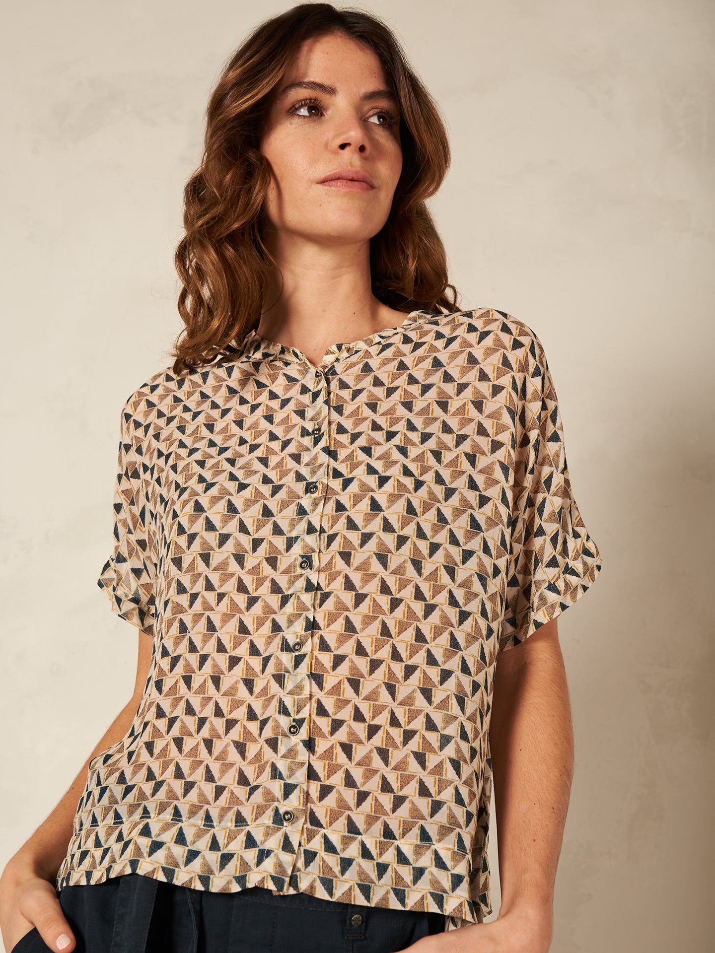 Bluse mit Stehkragen