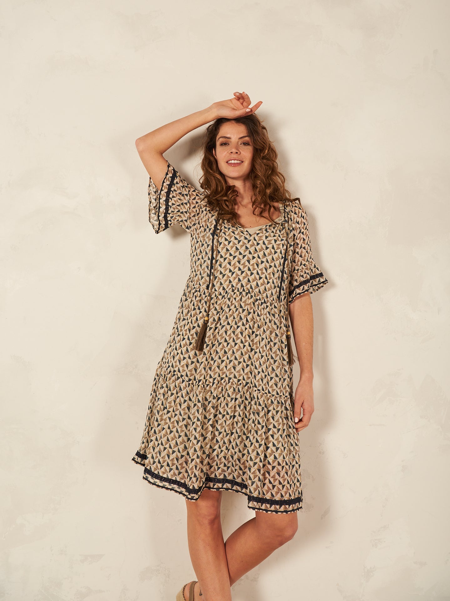 Kleid mit Volant
