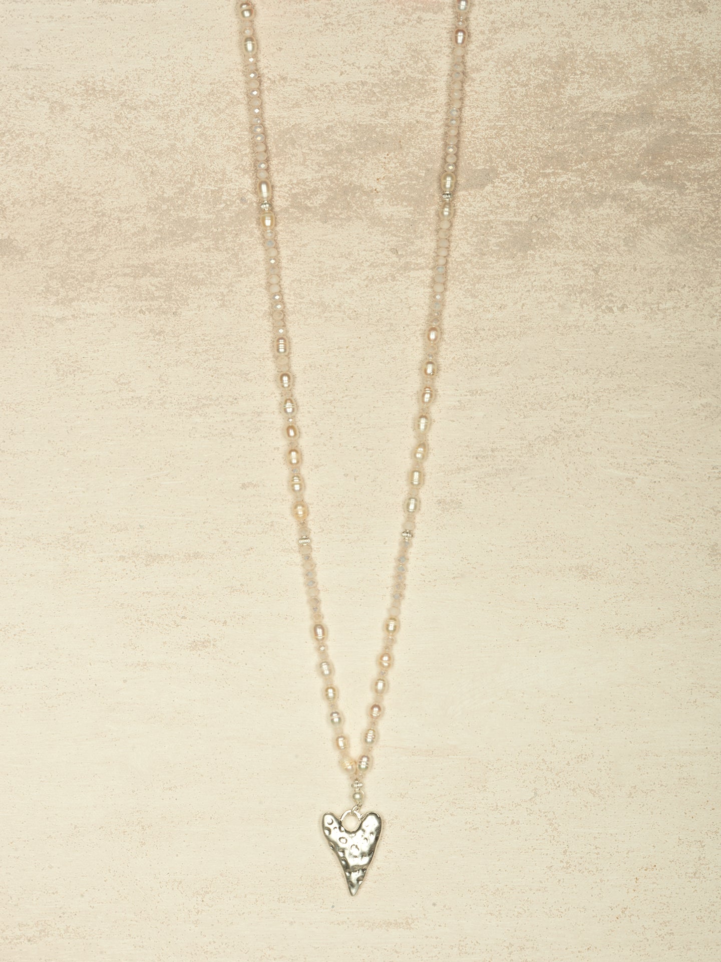Necklace with pendant