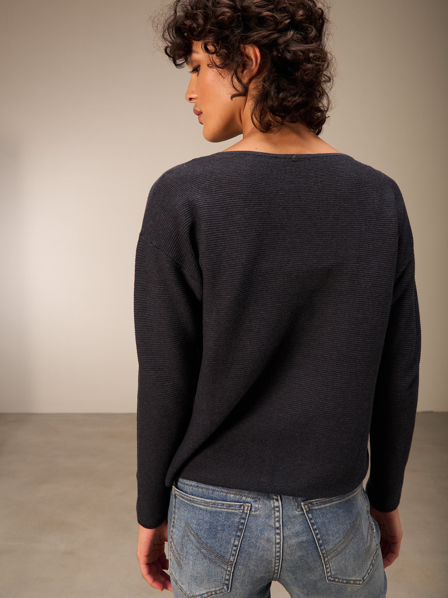 Round-neck sweater