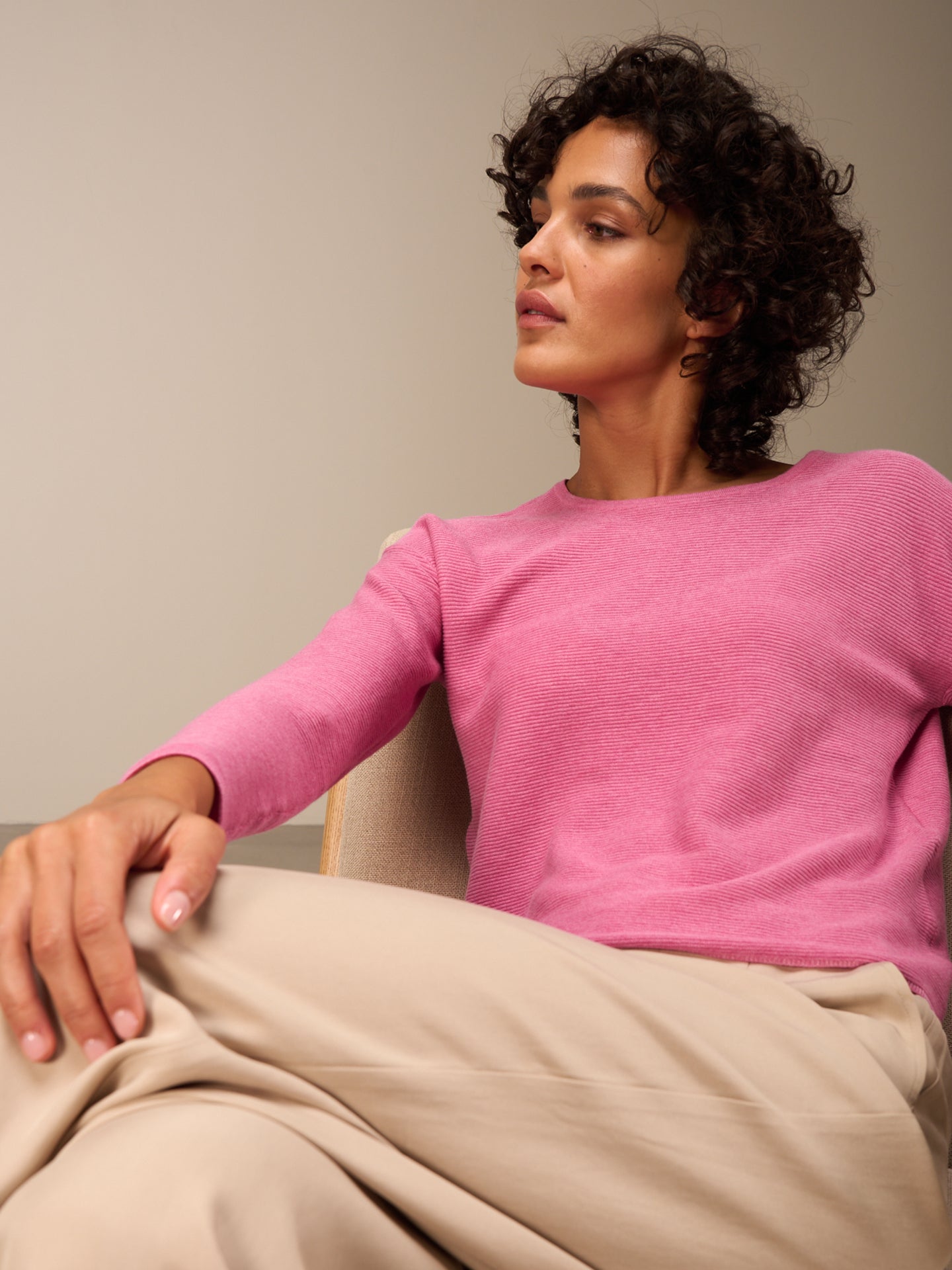 Maglione con scollo rotondo
