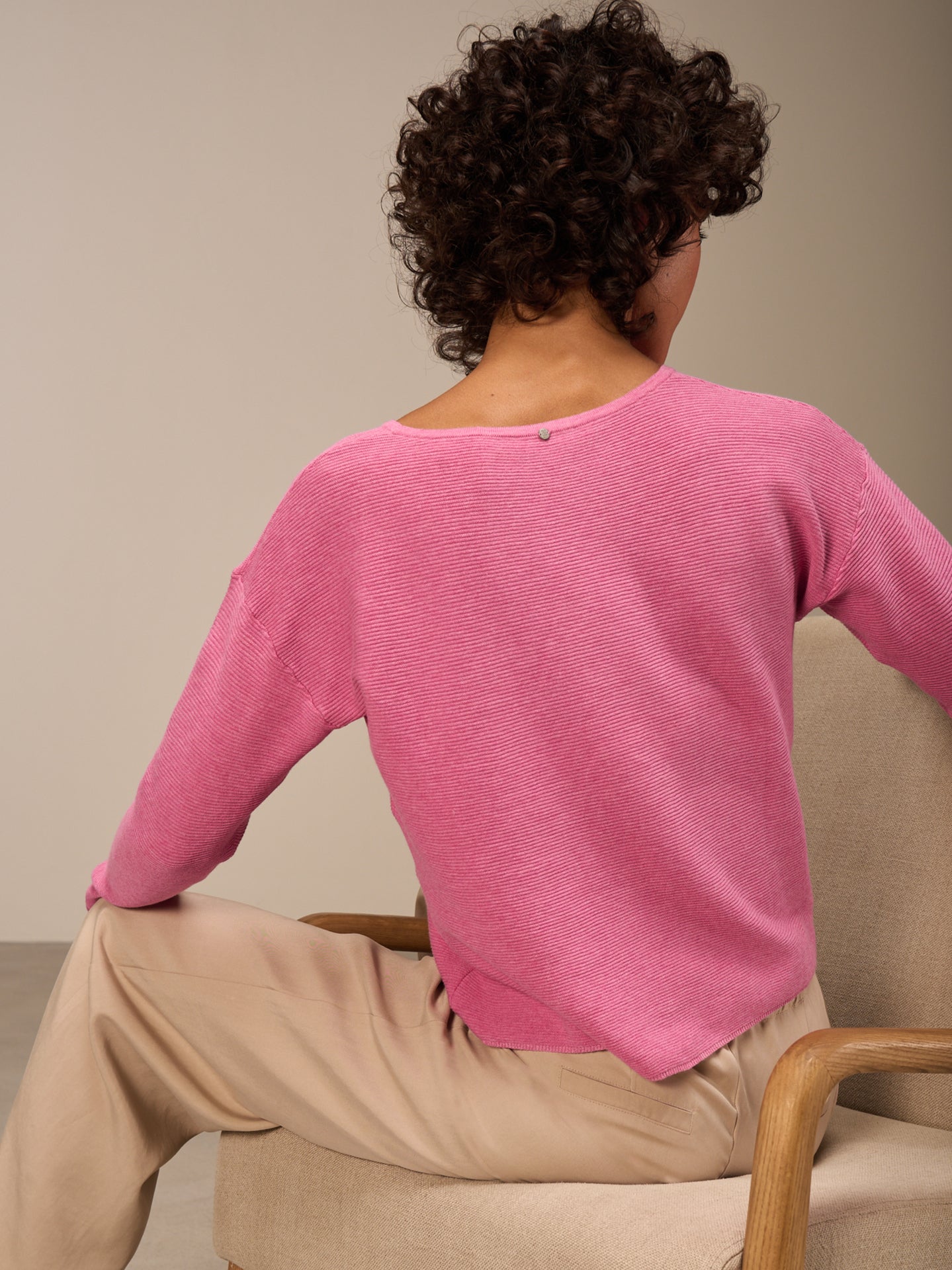 Maglione con scollo rotondo