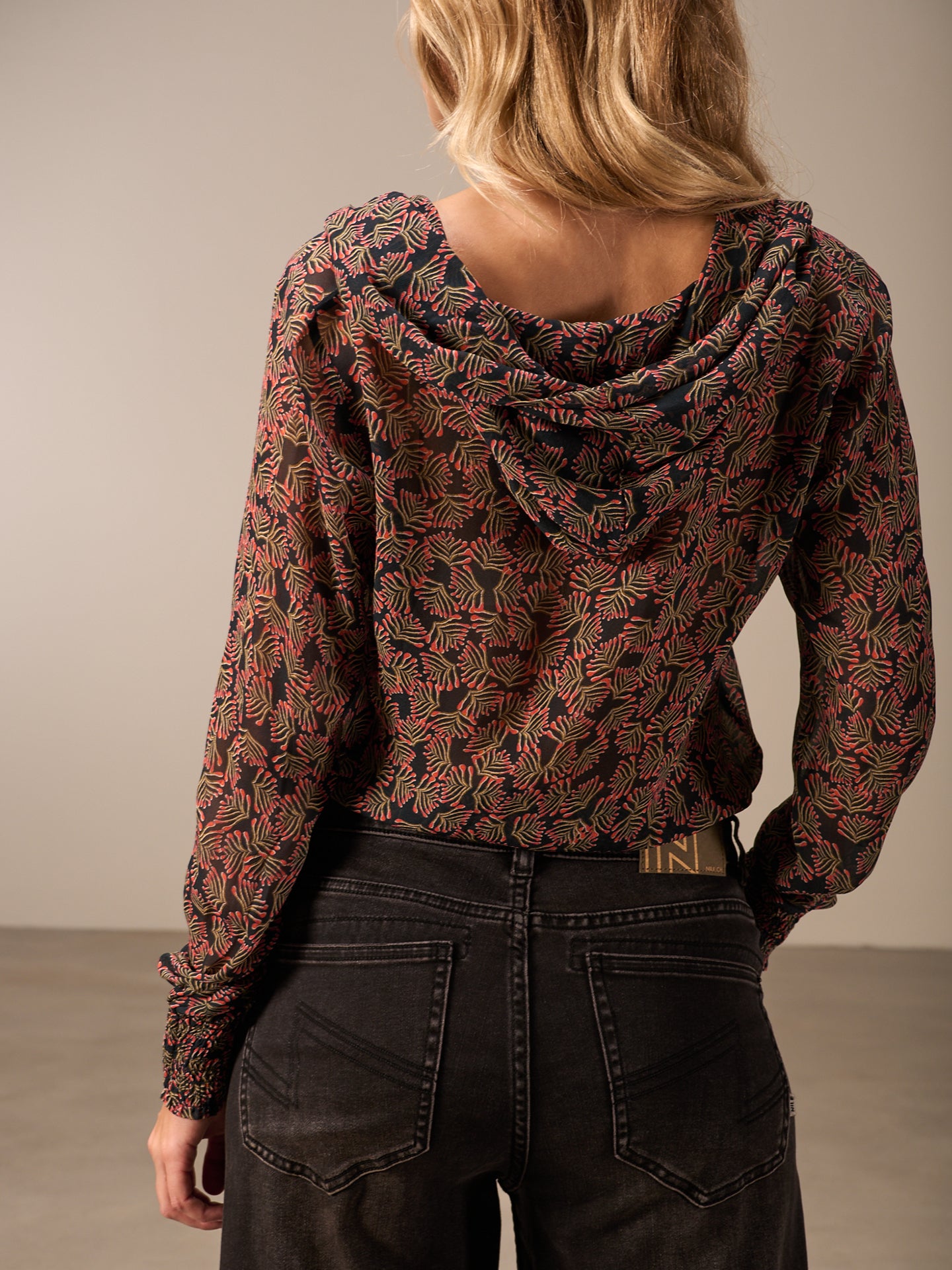 Hooded blouse