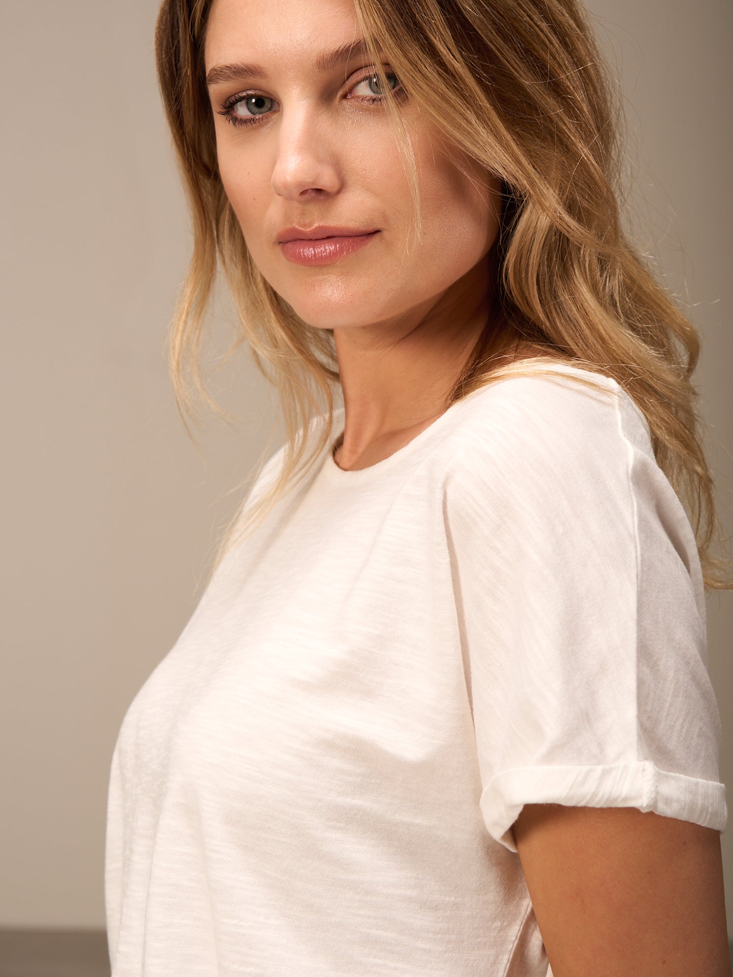 Short-sleeved shirt