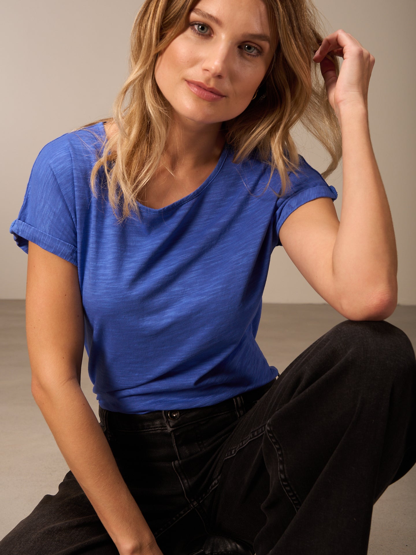 Short-sleeved shirt