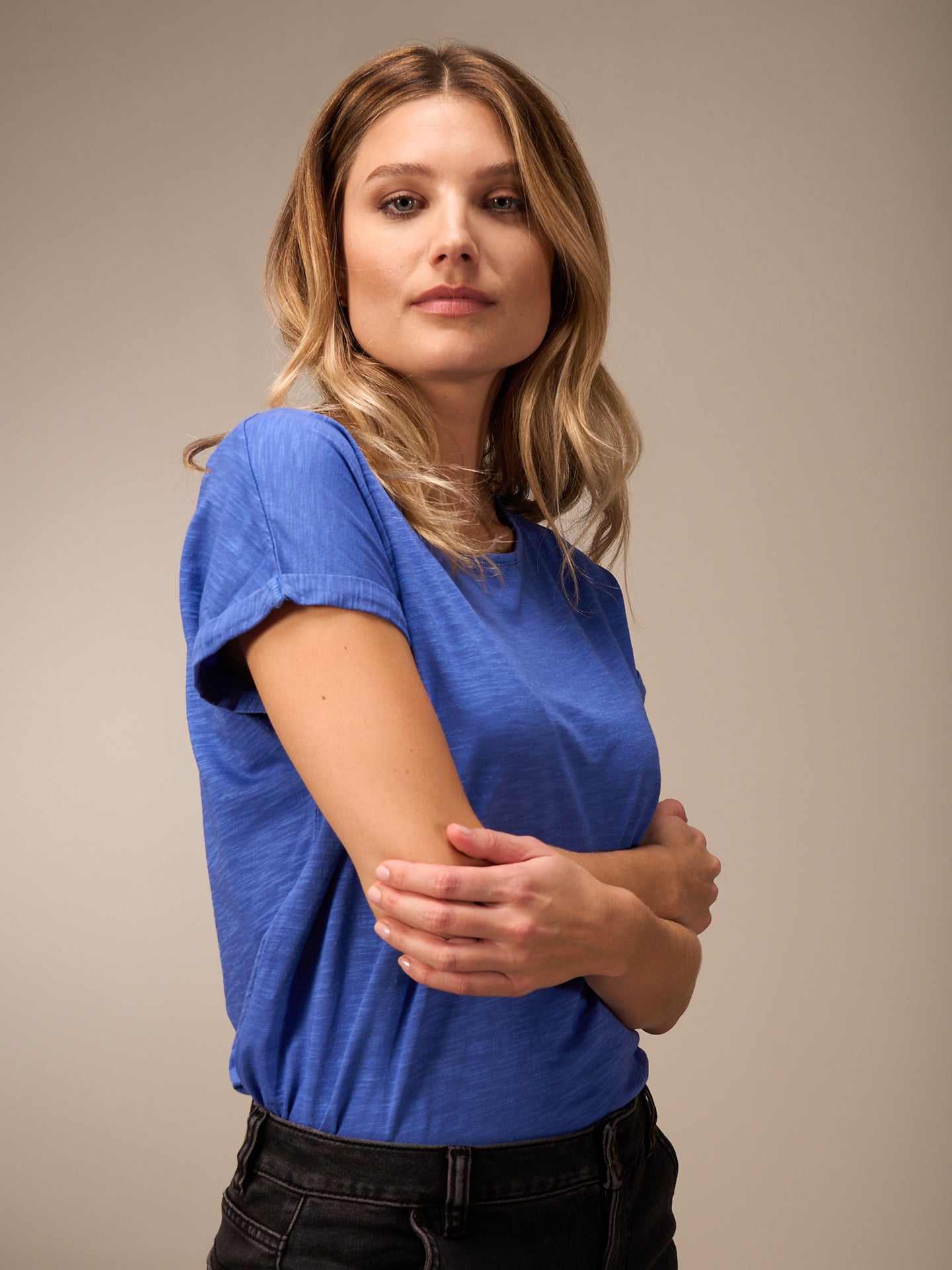 Short-sleeved shirt