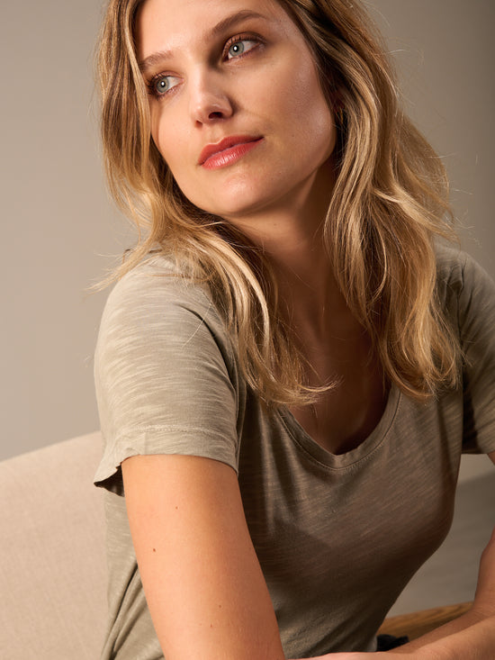 Round-neck shirt