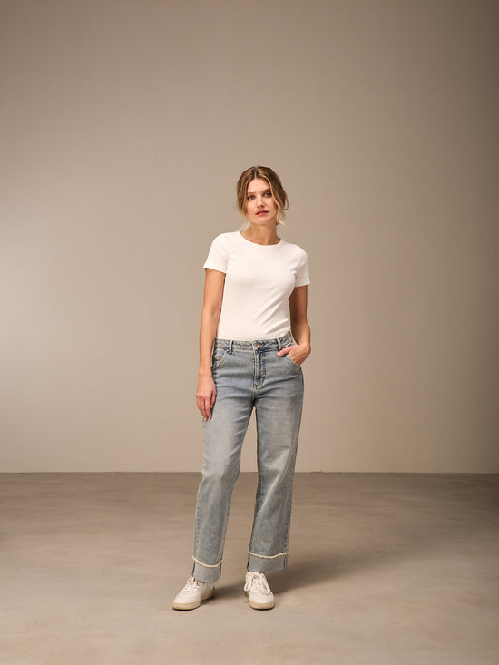 Pantaloni dritti