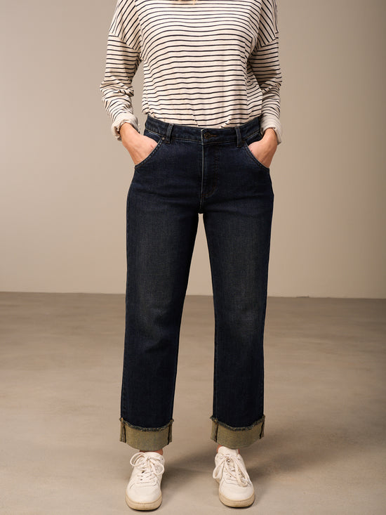 Pantaloni dritti