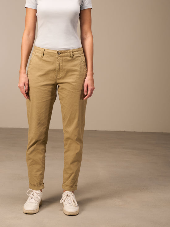 Chinos