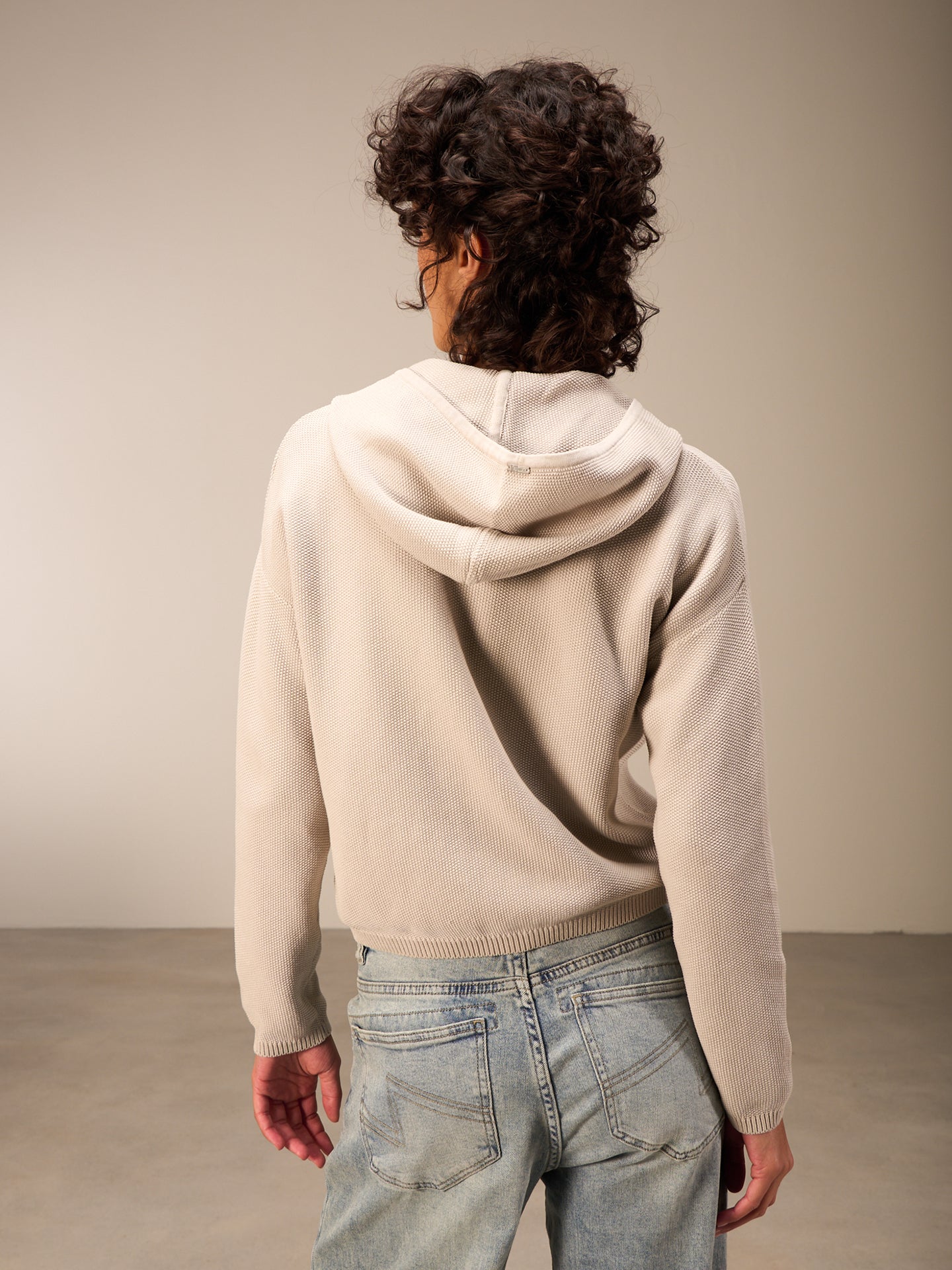 Giacca in maglia con cappuccio