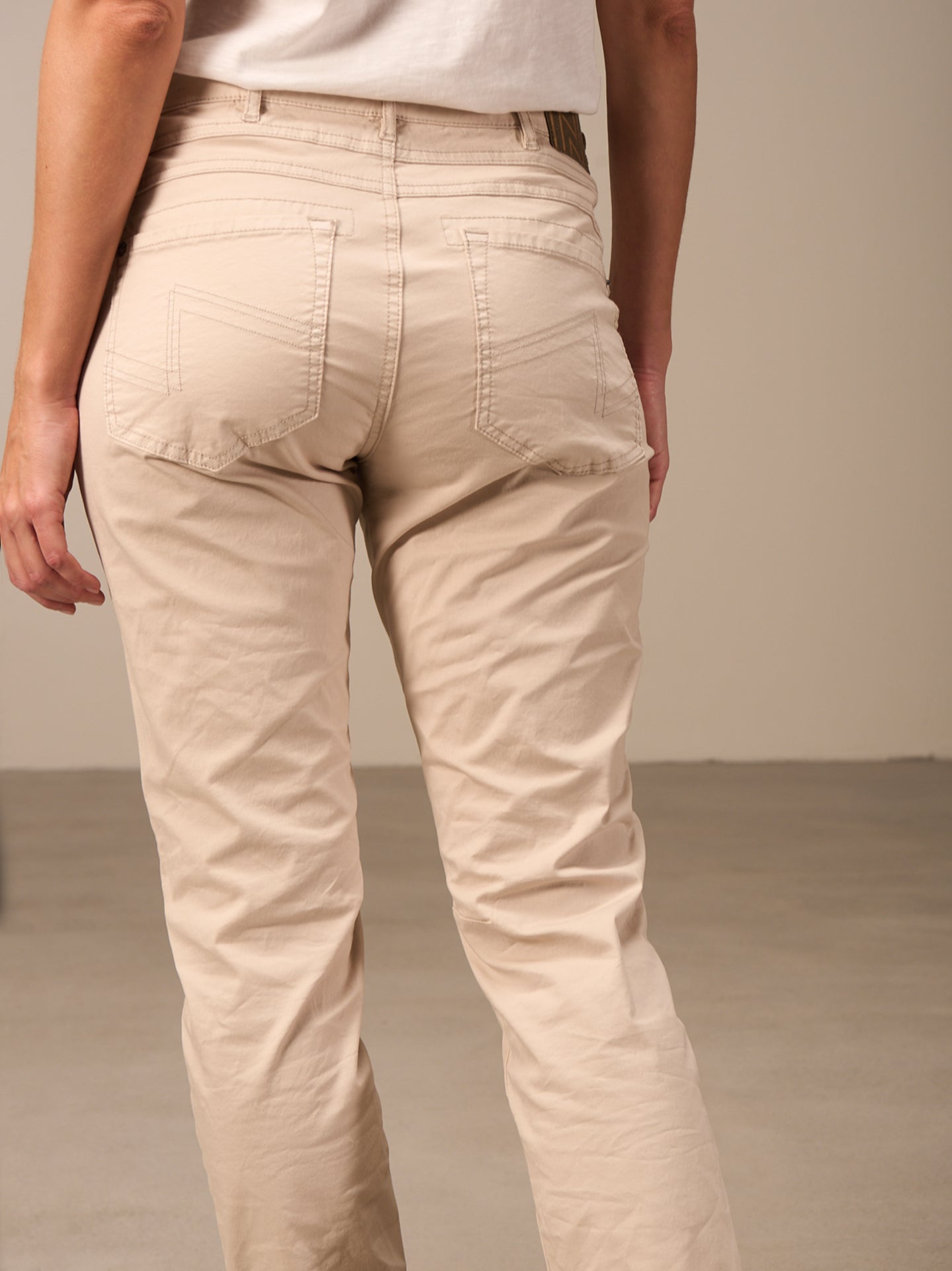 pantalon tapered