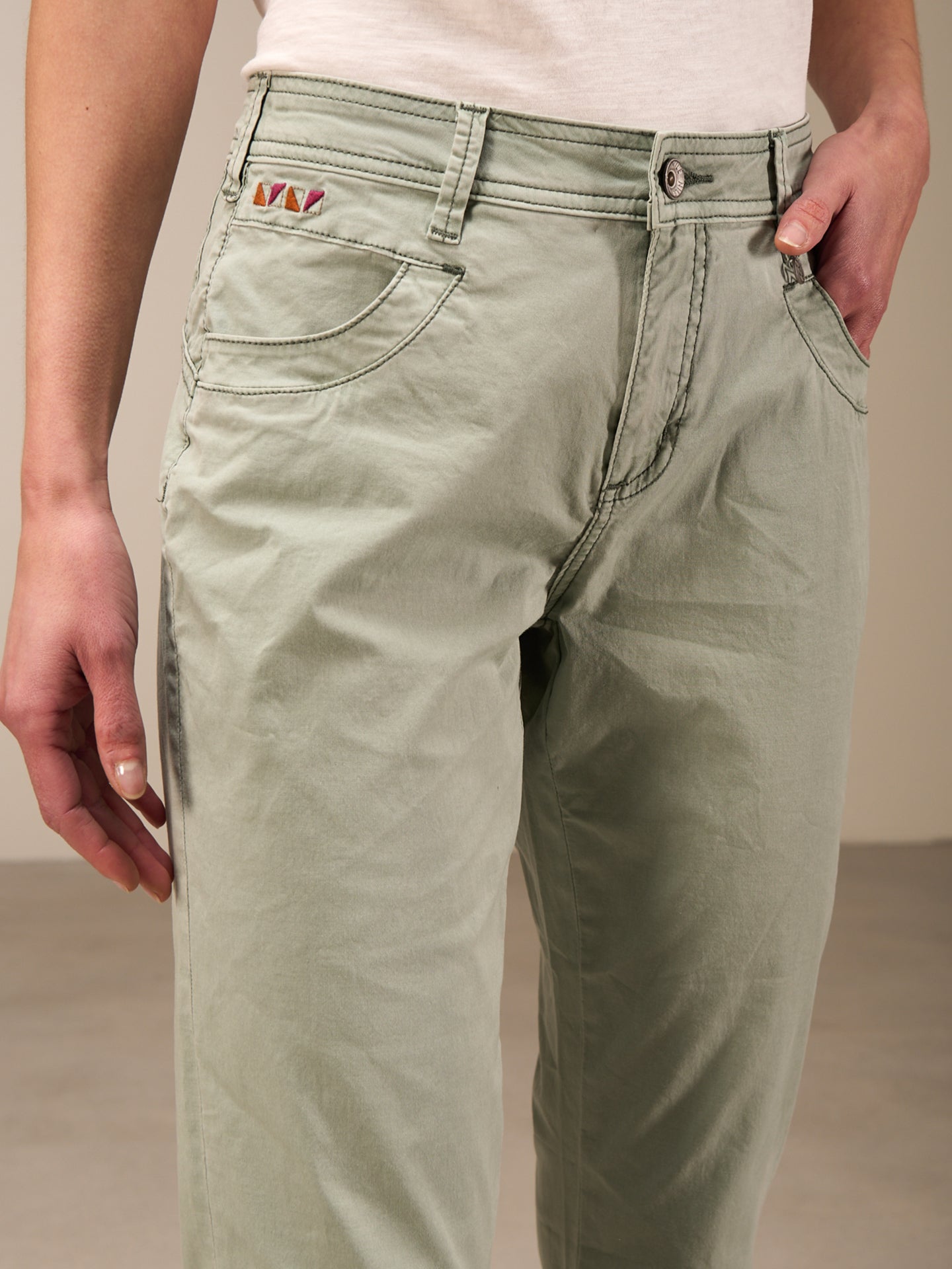 pantalon regular