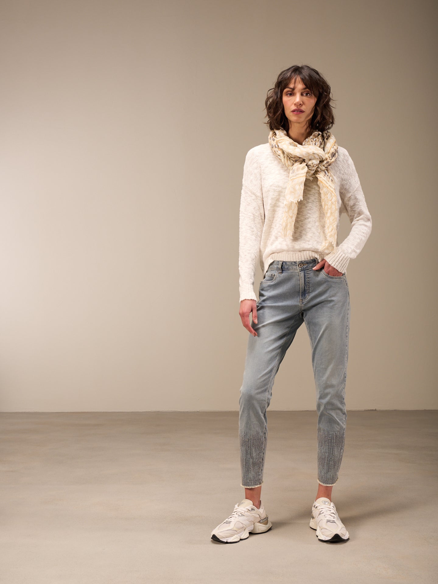 Jeans mit Stickerei