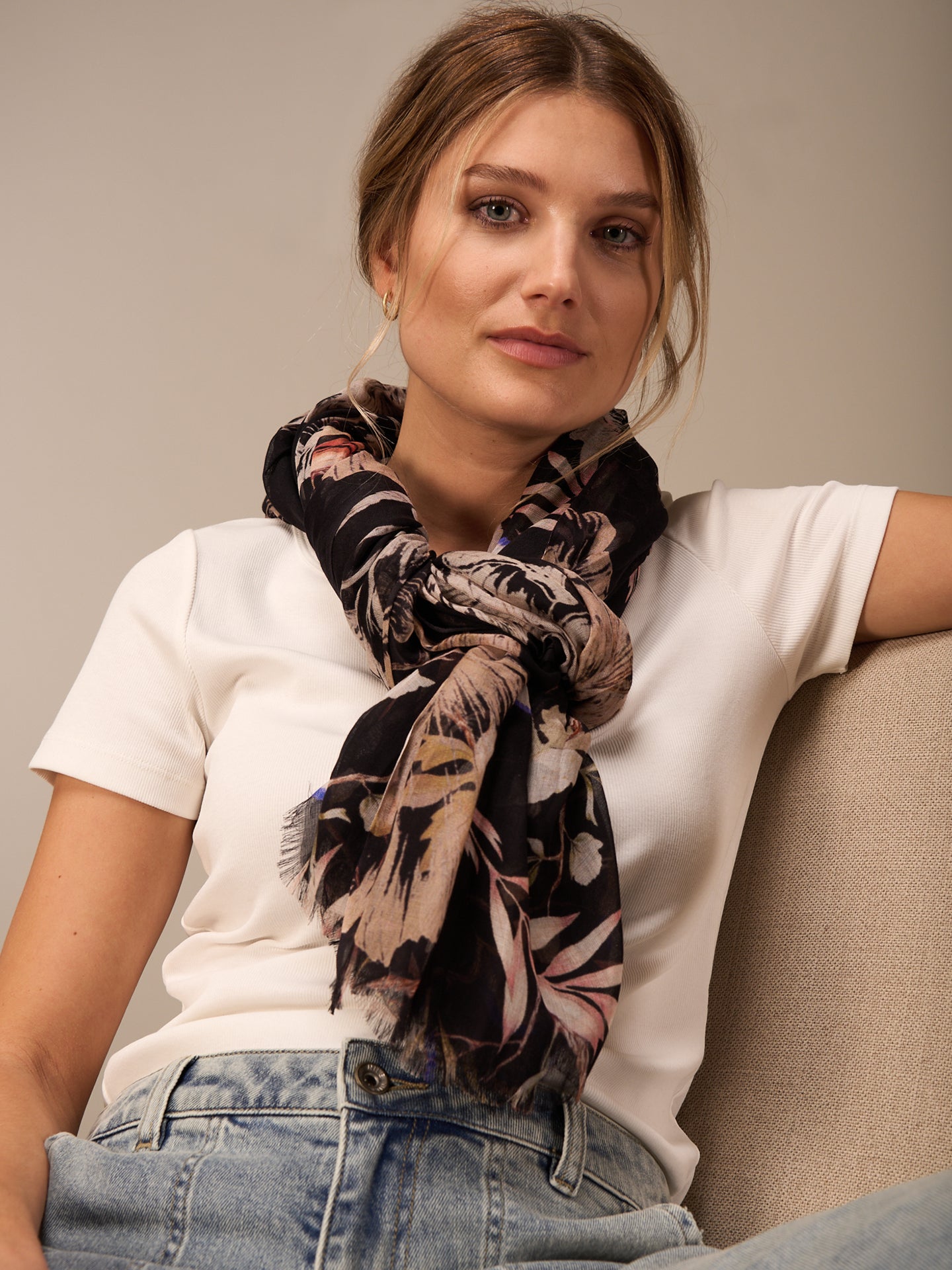 Printed scarf