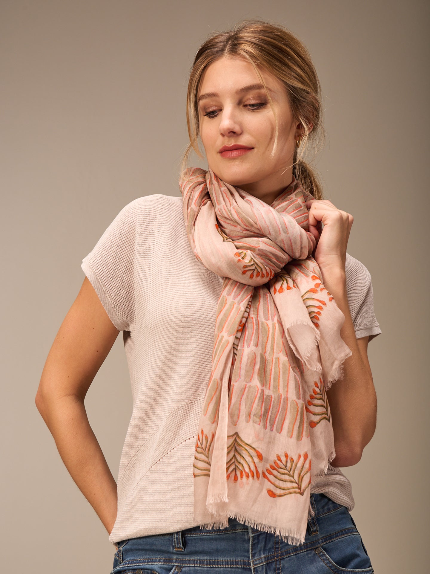 Printed scarf