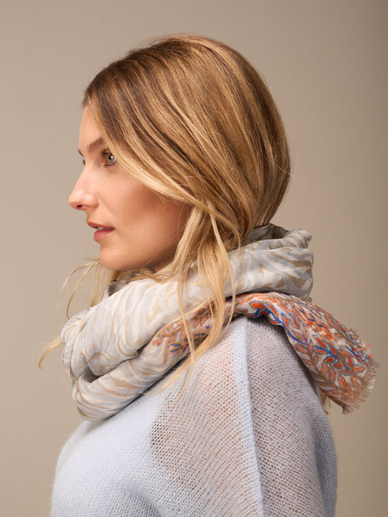Printed scarf