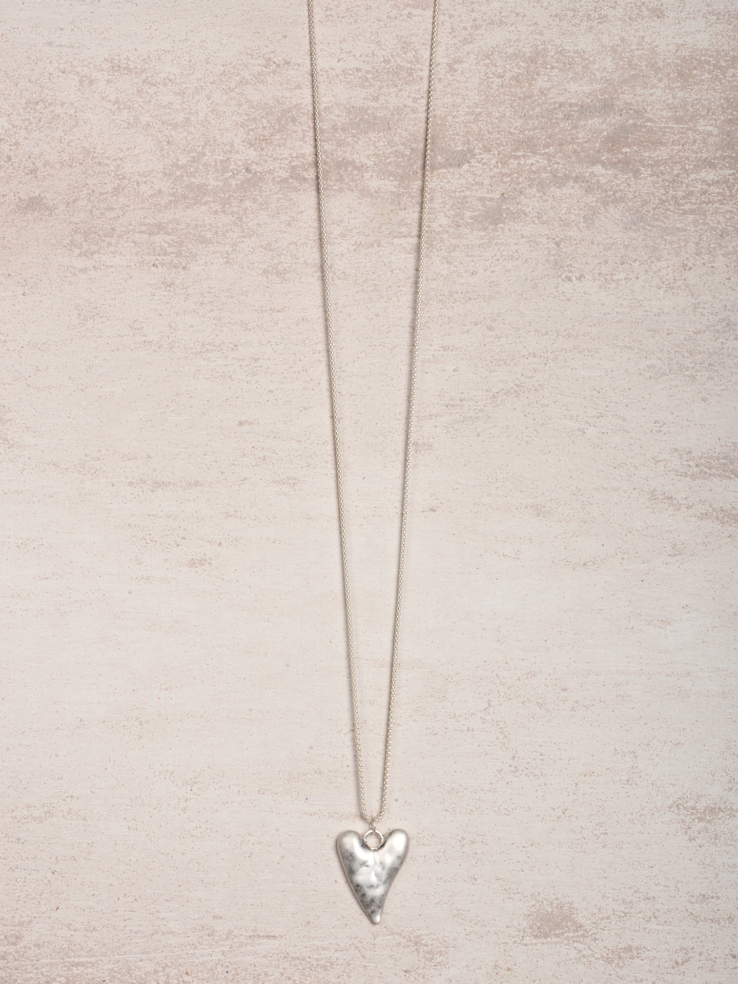 Necklace with pendant