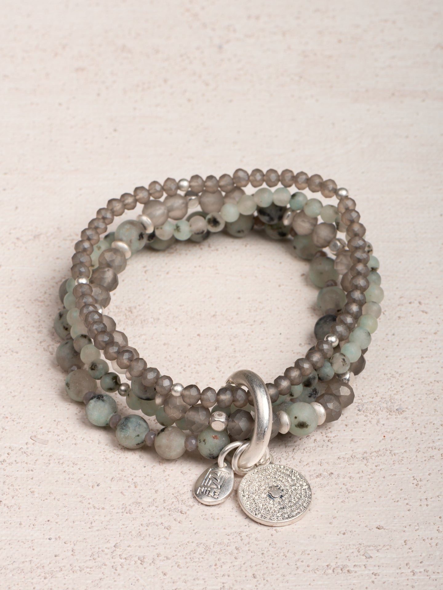 bracelet avec pendentif