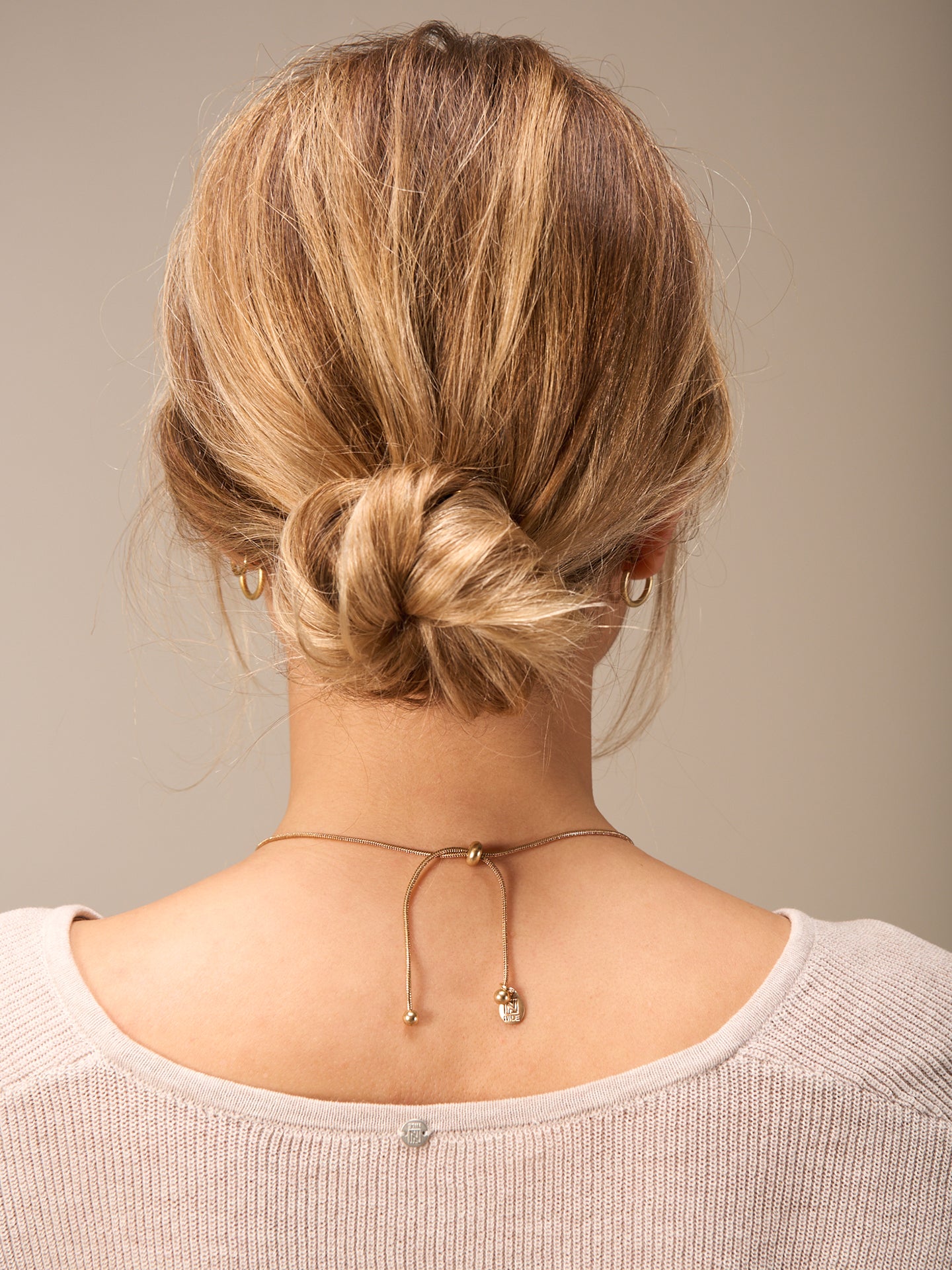collier avec pendentif