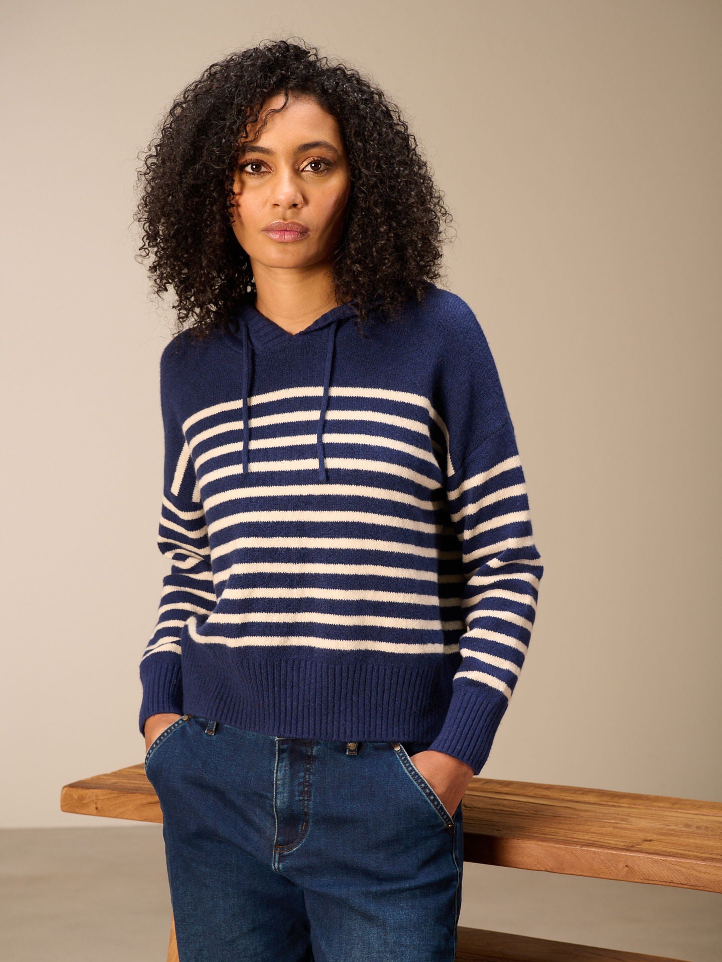 F26011_dark ocean_4.jpg