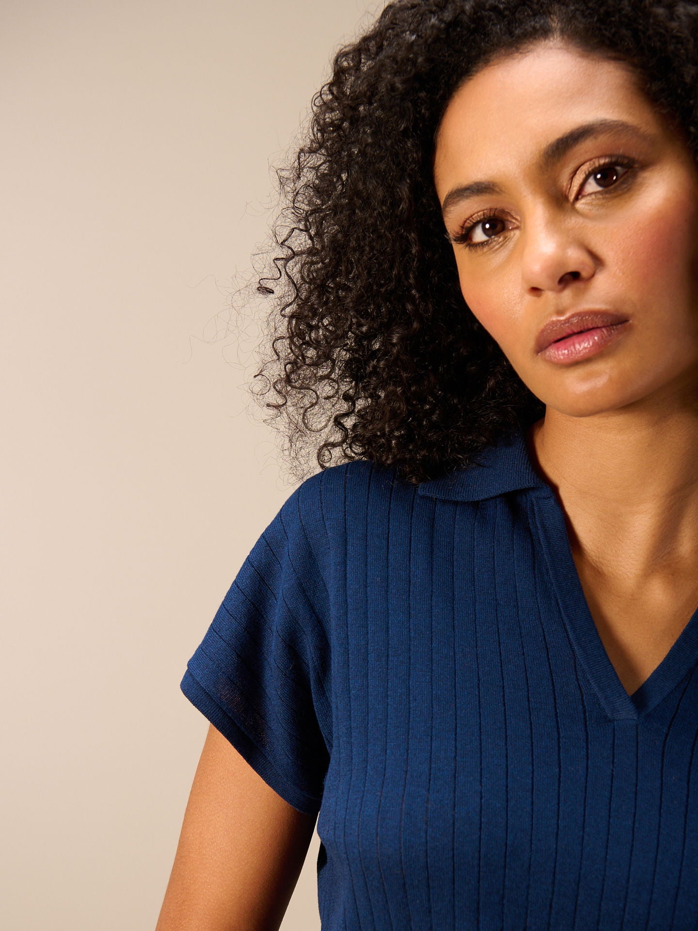 F26015_dark ocean_4.jpg