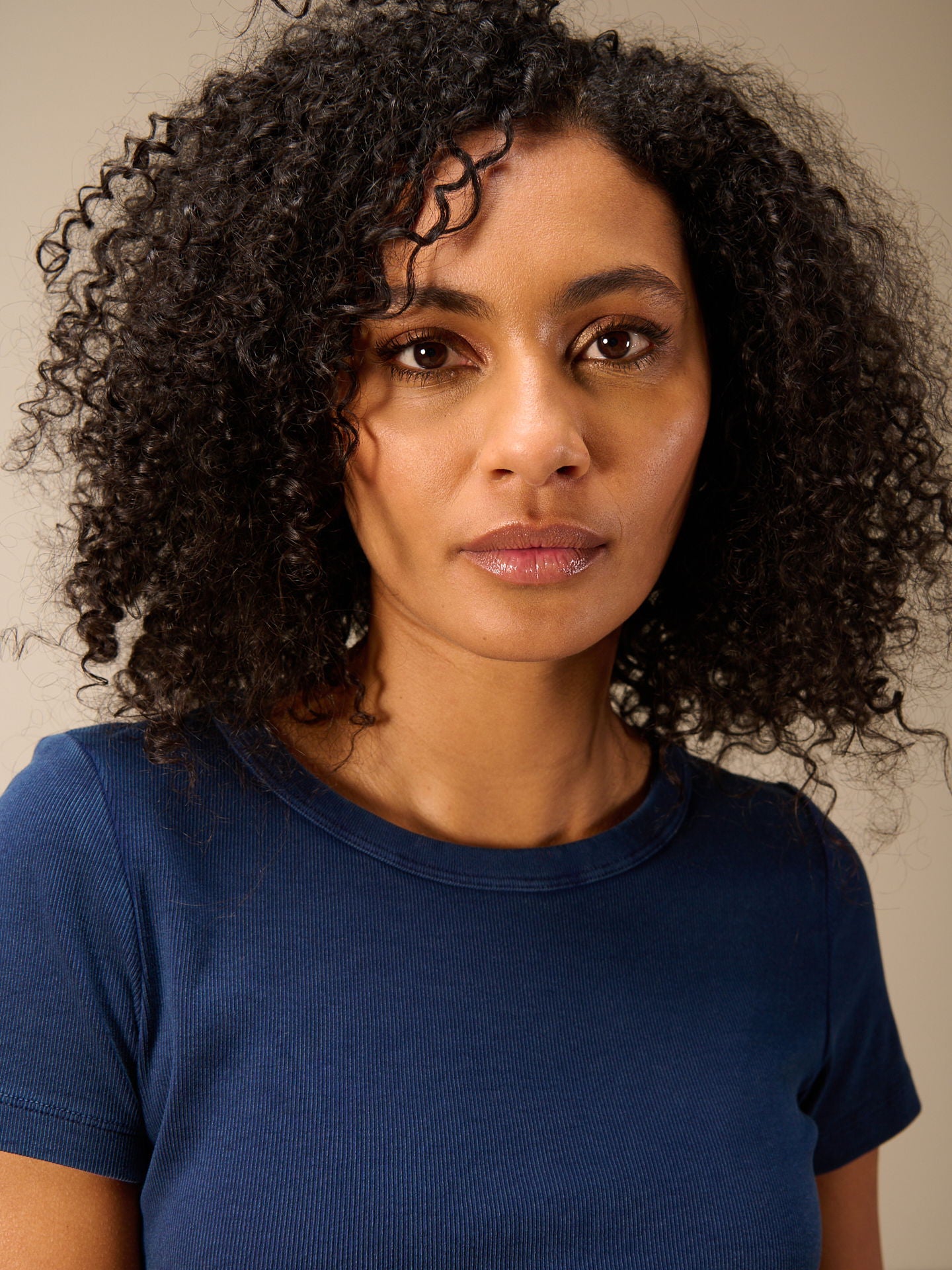 F26048_dark ocean_3.jpg