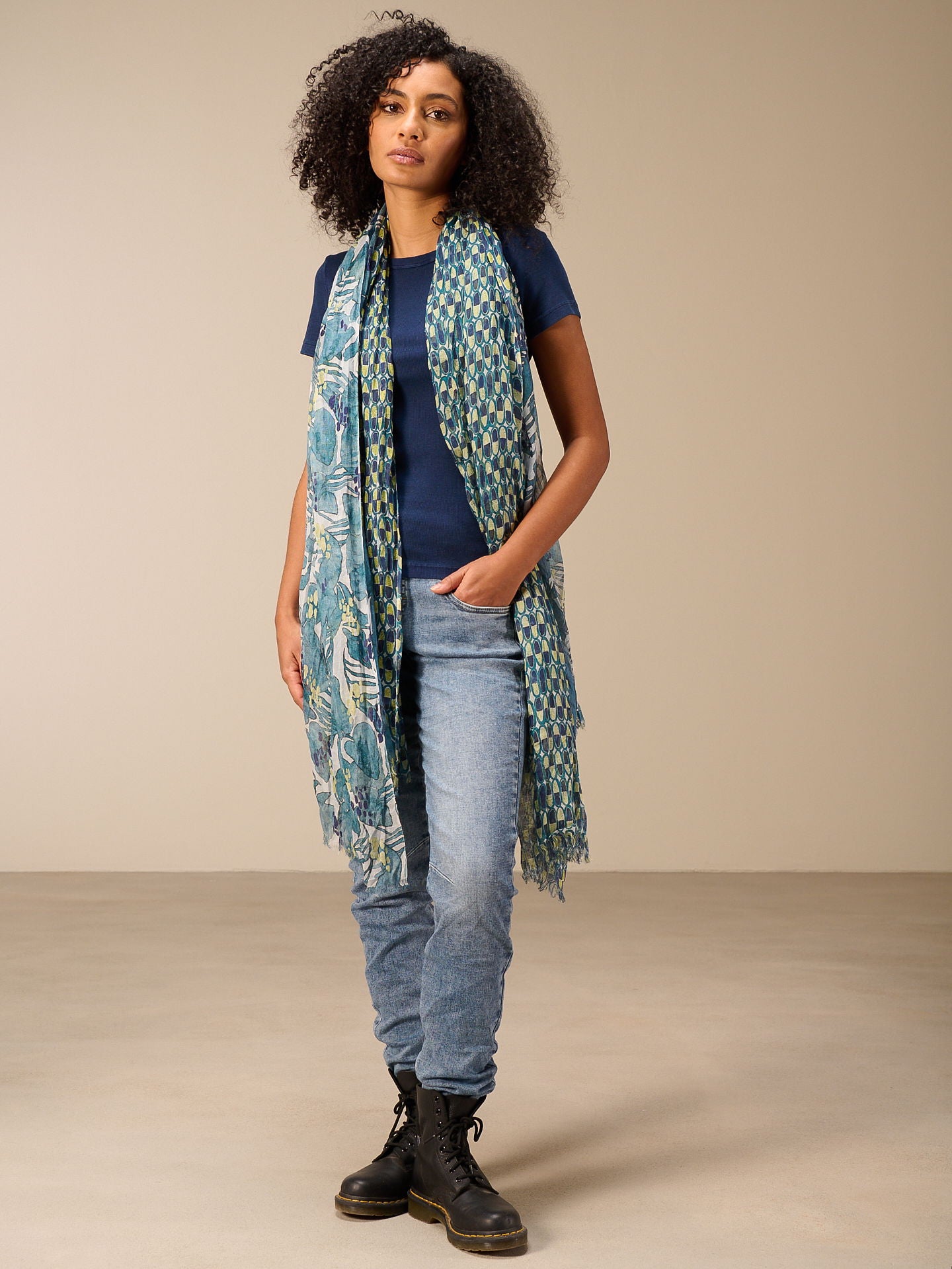 F26048_dark ocean_5.jpg