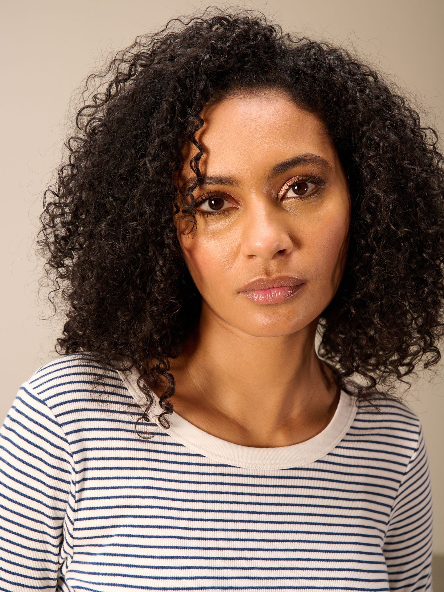 F26055_dark ocean_3.jpg