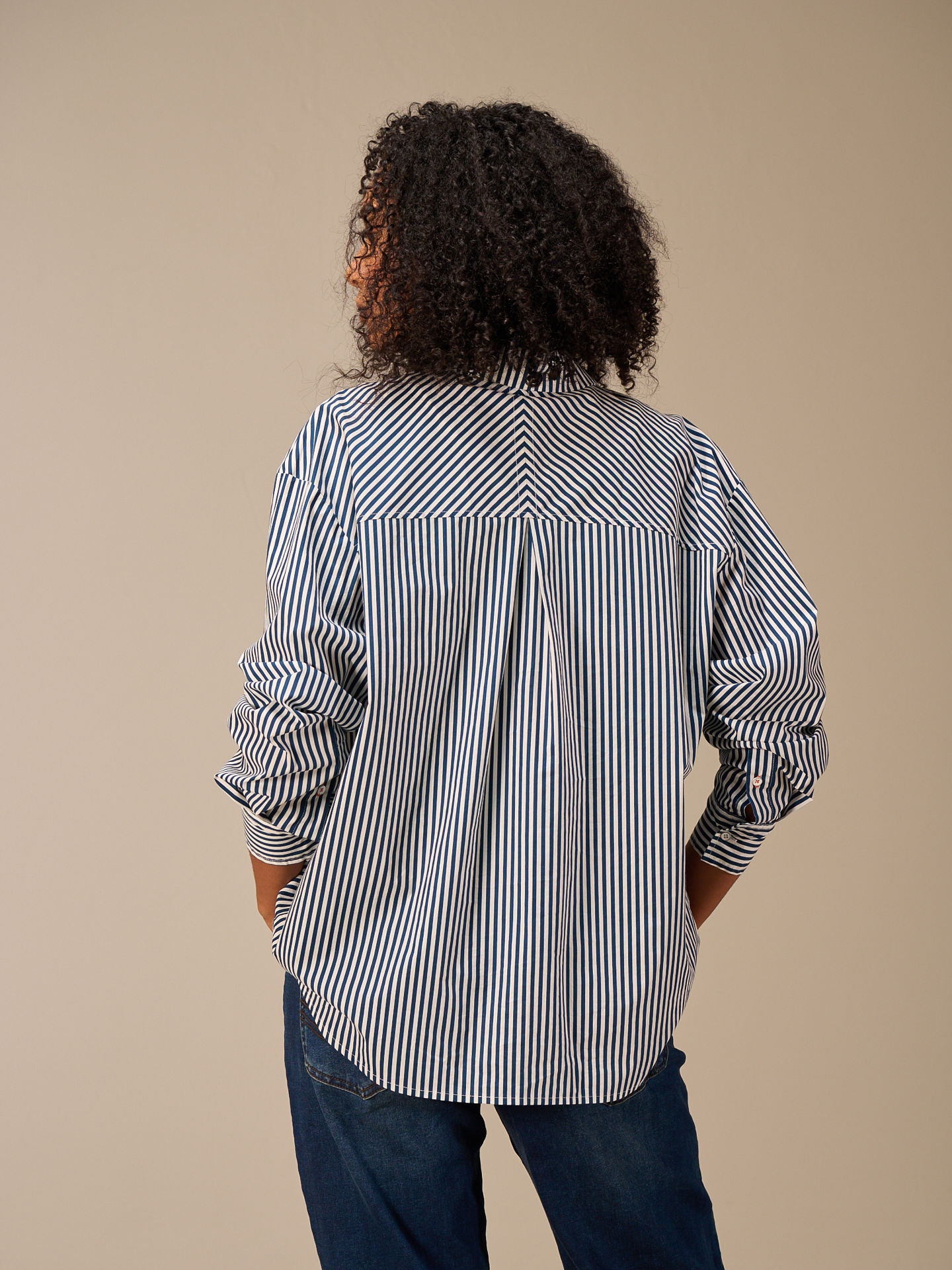 F26060_dark ocean_4.jpg