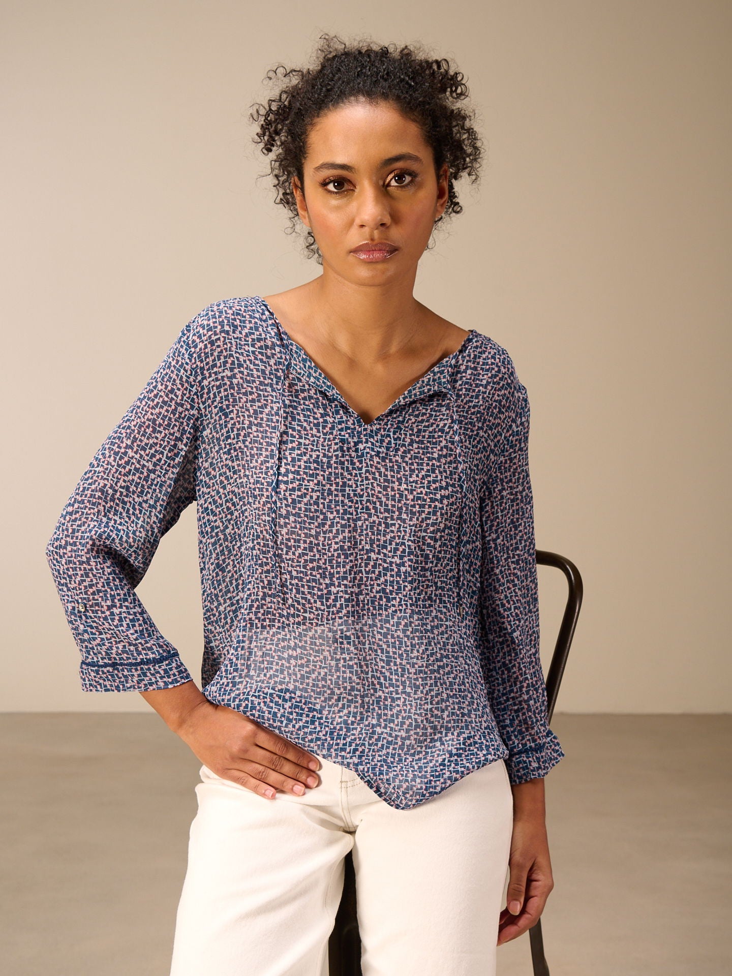 F26063_dark ocean_1.jpg