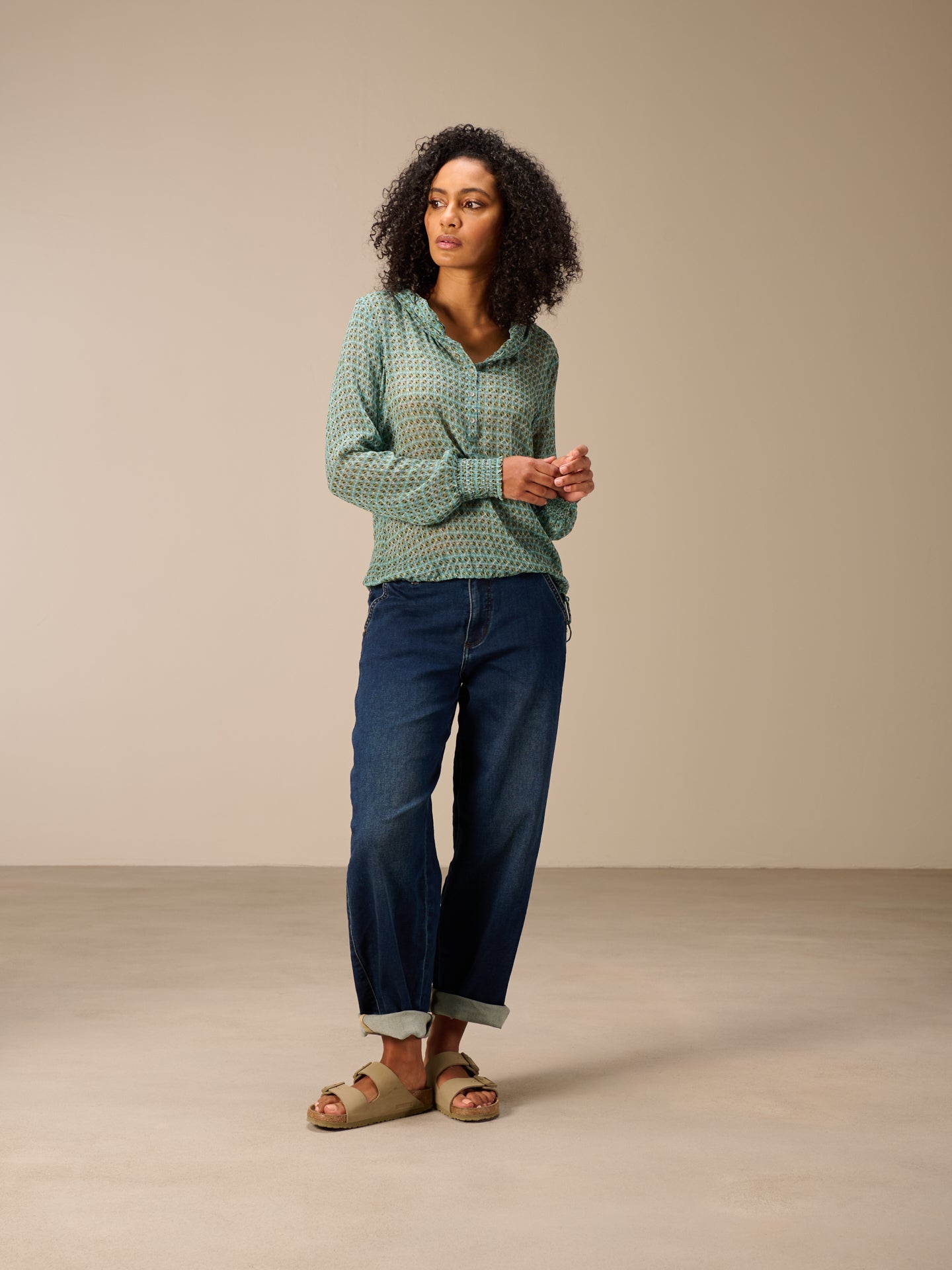 Blusa con cappuccio