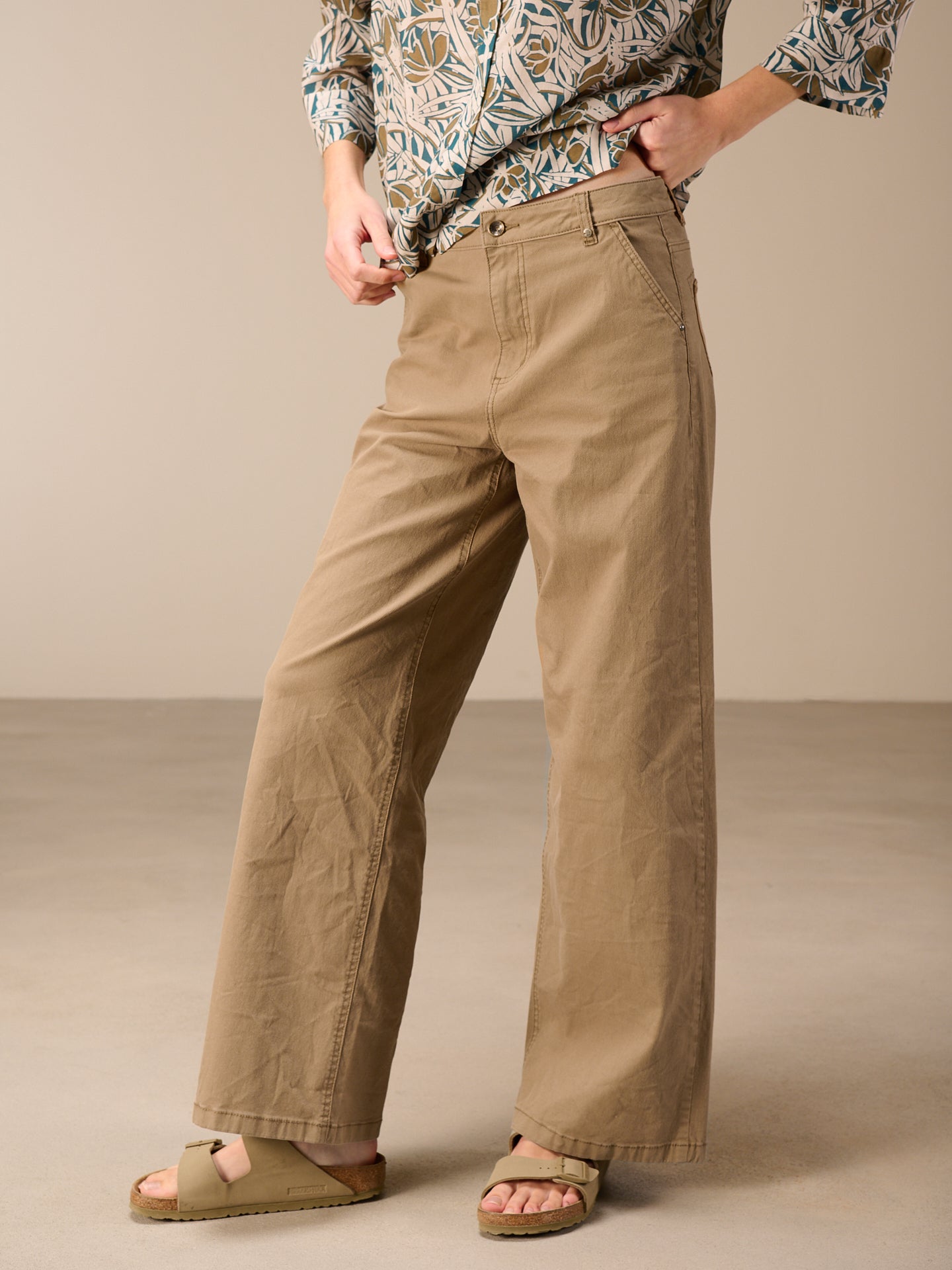 Hose Wide