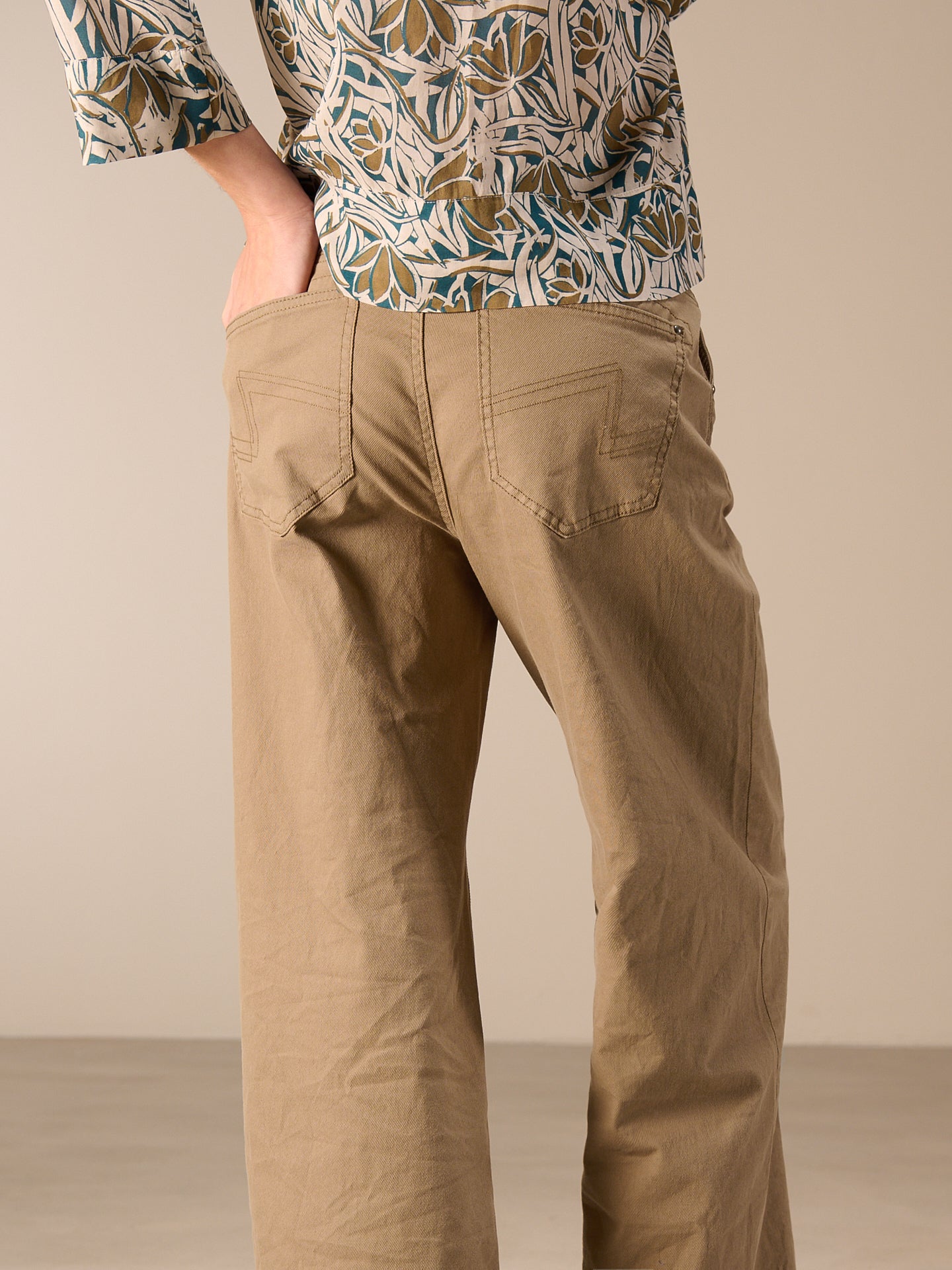 Hose Wide