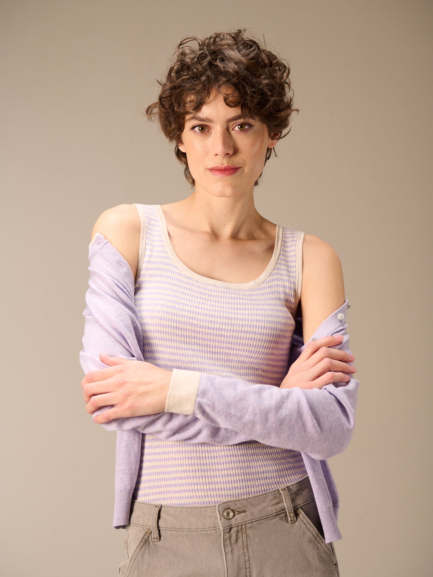 Strickjacke mit Rundhals