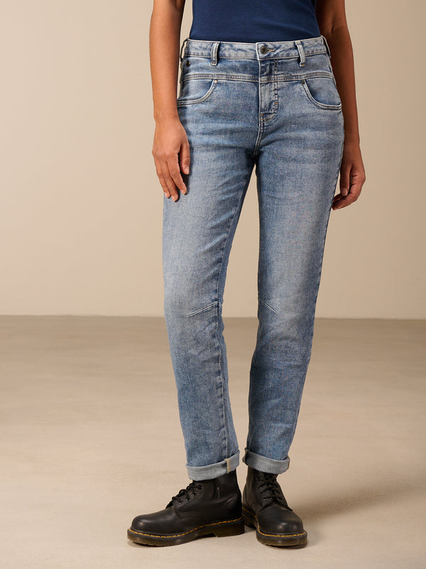 jean tapered