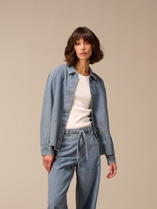 Blouse with linen
