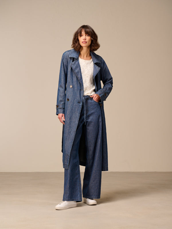 trenchcoat