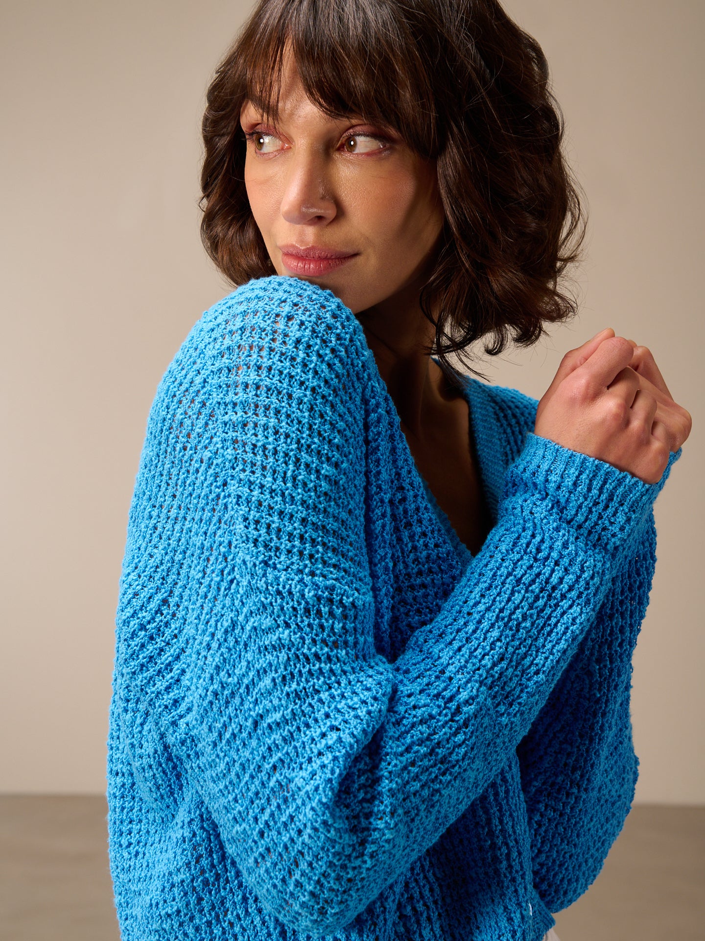 Strickjacke mit V-Ausschnitt