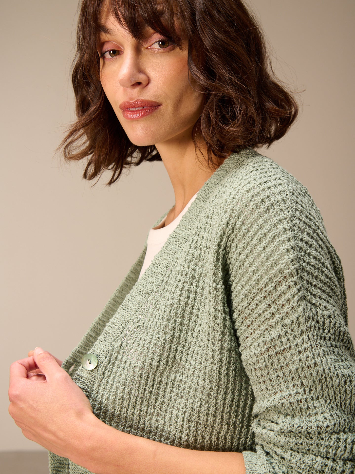 Strickjacke mit V-Ausschnitt