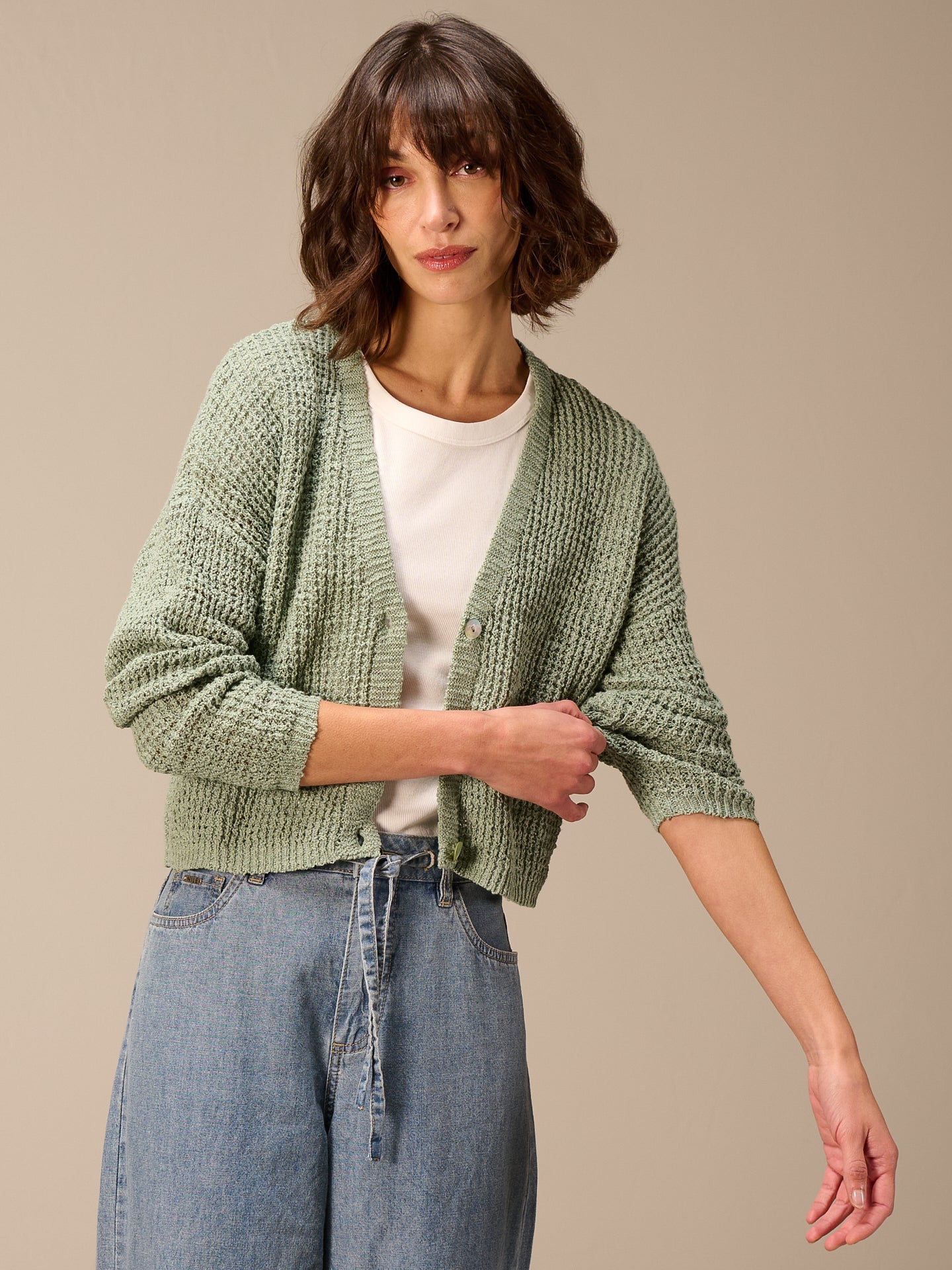 Strickjacke mit V-Ausschnitt