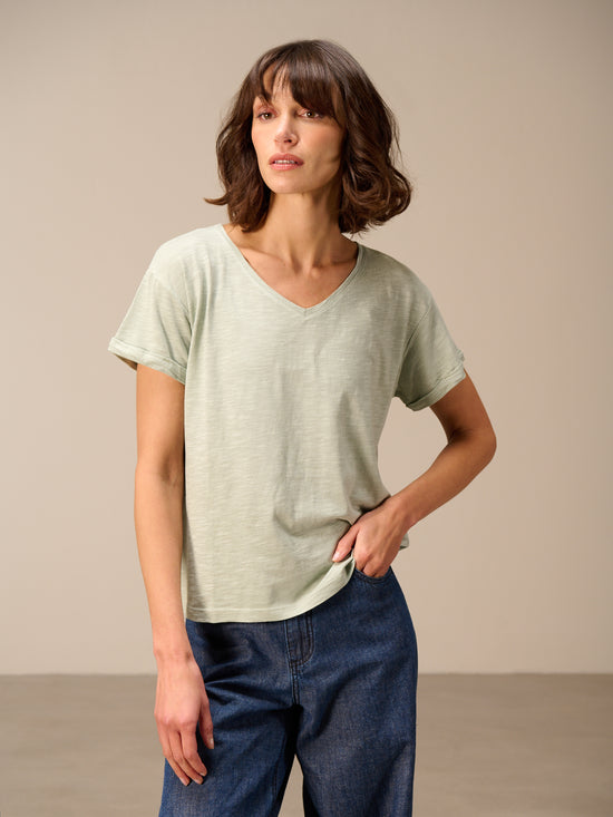 Shirt mit V-Ausschnitt