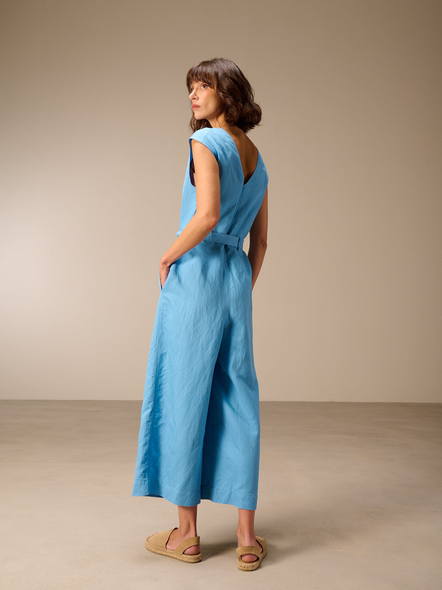 Jumpsuit mit Gürtel
